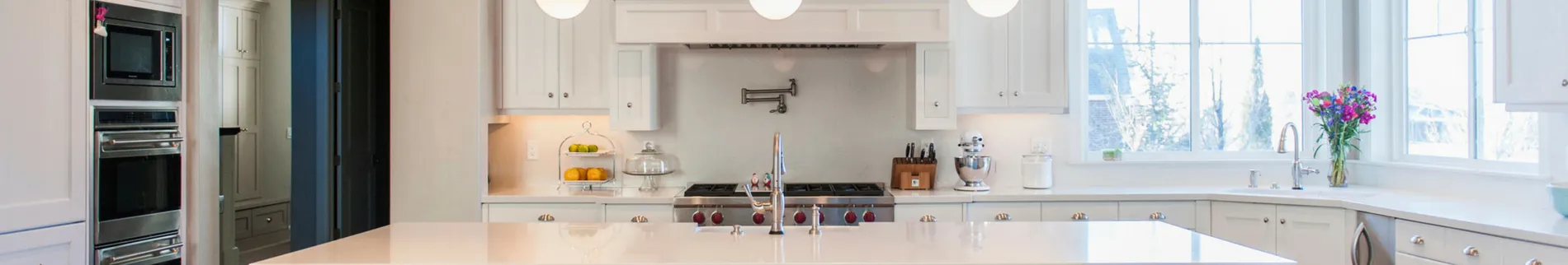 backsplash tile  and counter